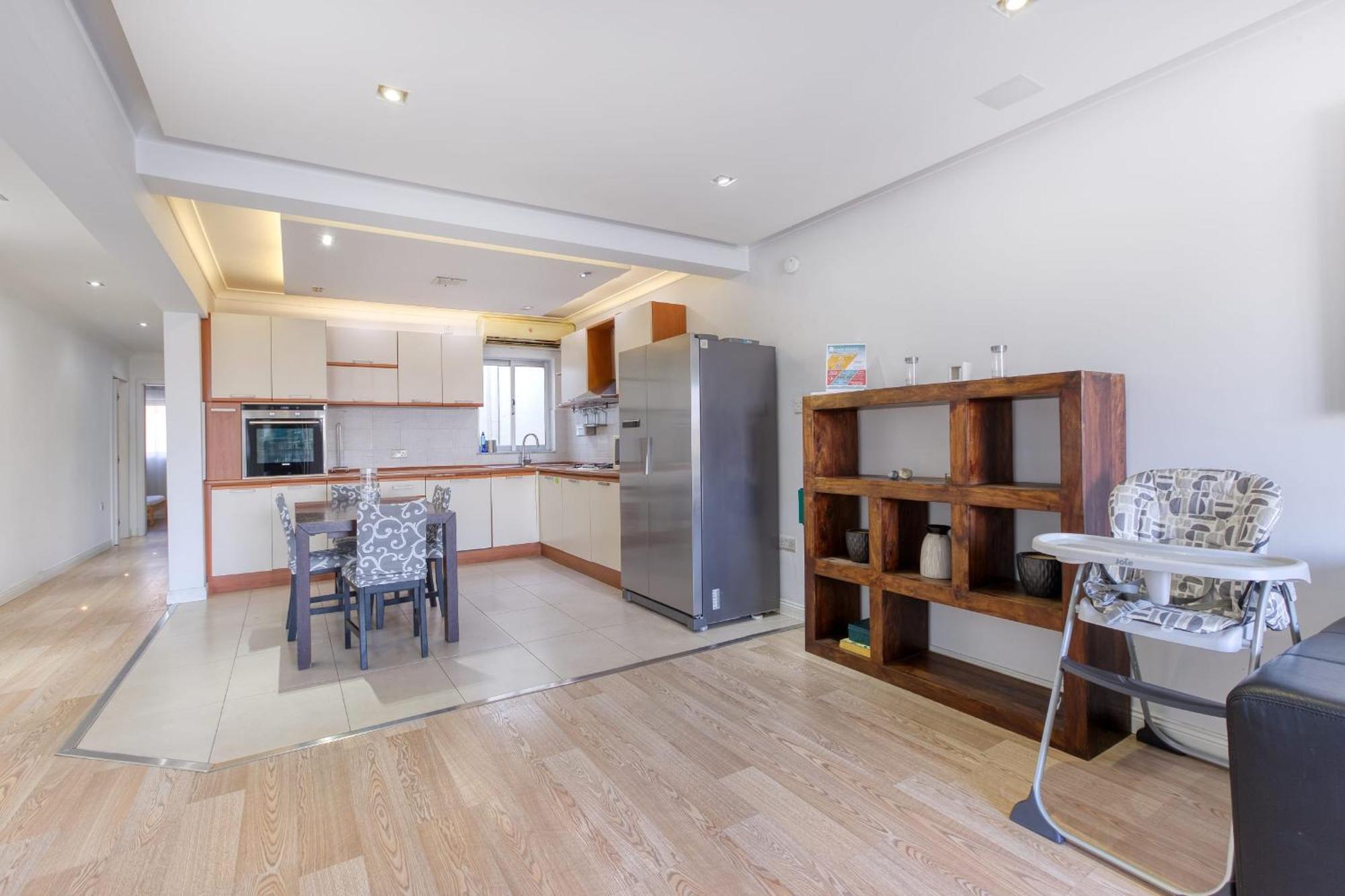 Seafront Apartment-Hosted By Sweetstay Pietà Buitenkant foto